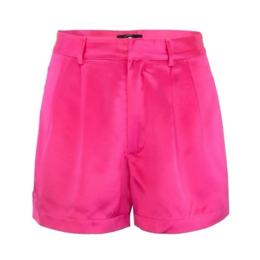 🩷Blazer & Shorts/Vibrant Hot Pink Satin (Barbie 💖) - Picture 3 of 5